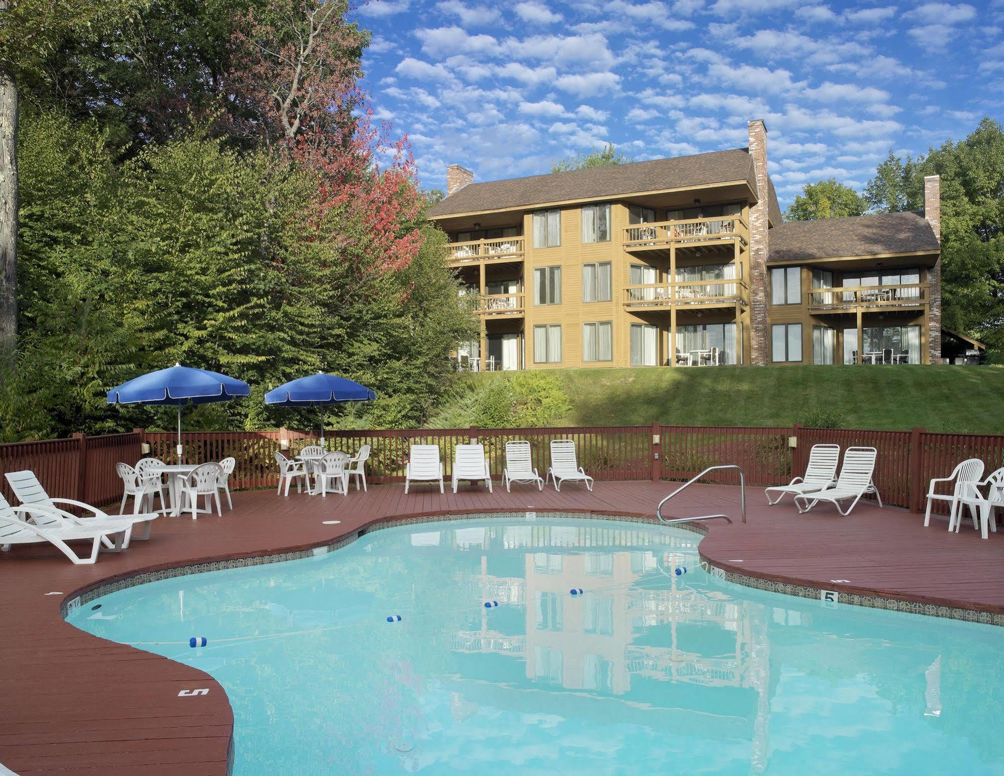 The Summit Resort Weirs Beach Bagian luar foto