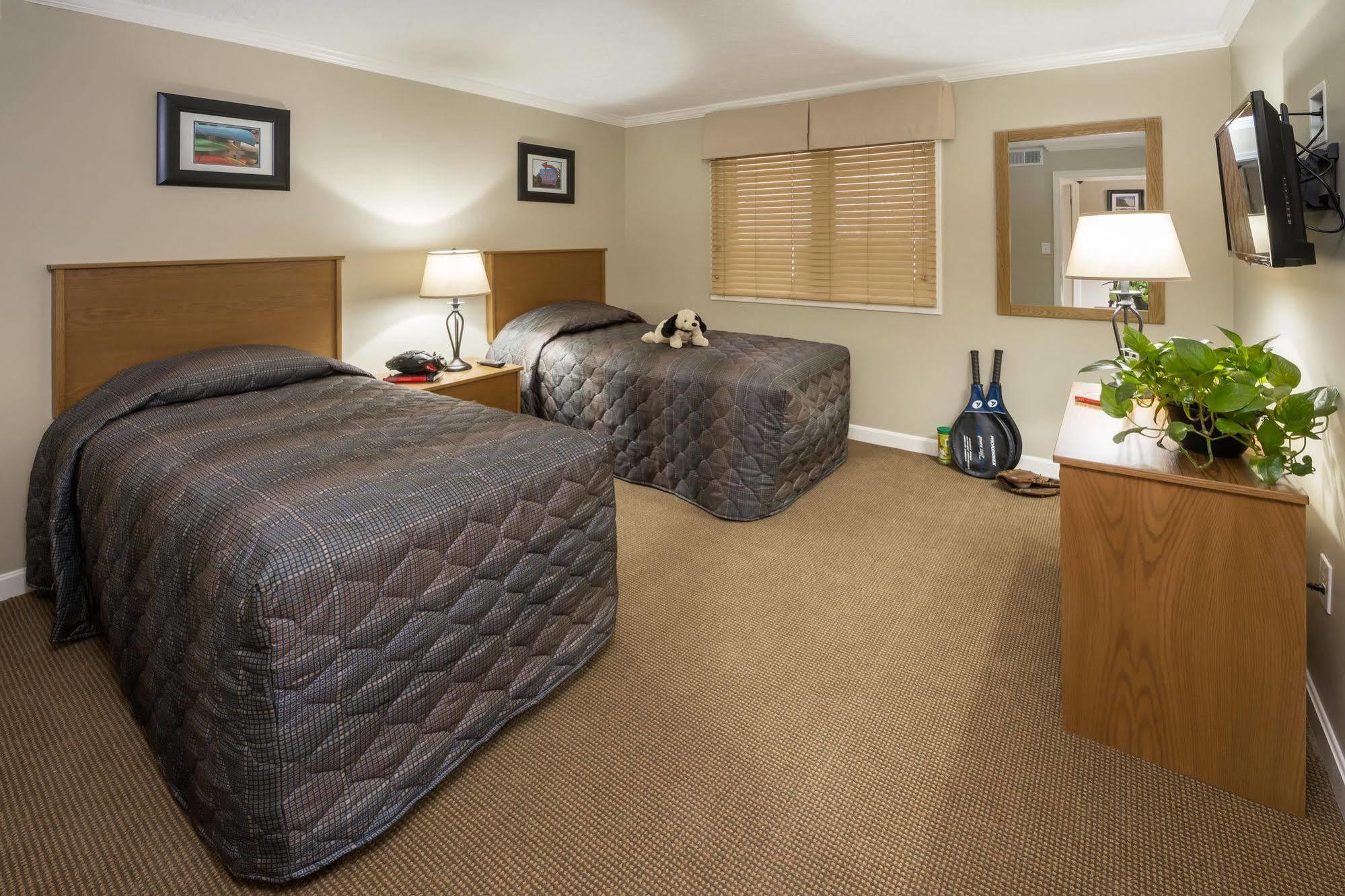 The Summit Resort Weirs Beach Bagian luar foto