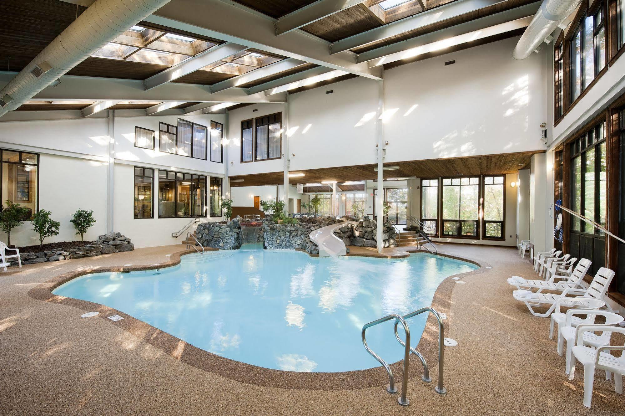 The Summit Resort Weirs Beach Bagian luar foto